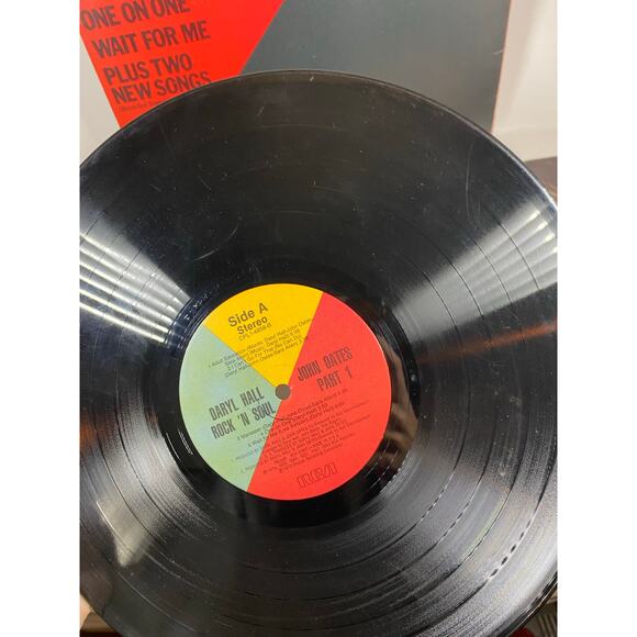 Daryl Hall and John Oates Rock N Soul Part 1 CFL1-4858 - Picture 10 of 14